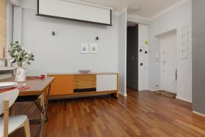 Comfy Warsaw City Centre Apartment by Renters