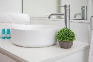 Sandy Shores A Spacious Newcastle Beach Escape