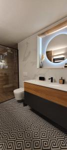 LAvantGardiste, Spacious 6 bedrooms duplex, panoramic view