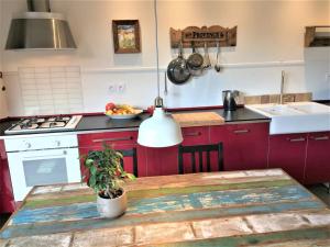 Maisons de vacances La PROVENCETTE, maison BIEN ETRE a 2 pas du centre ville : photos des chambres