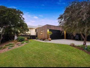 Expansive Beachside Luxury at Roman On Reeves