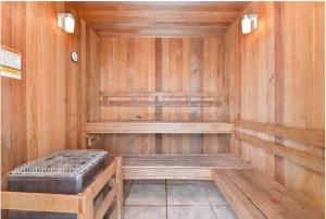 Comfortable Apartment, Close to Disney World