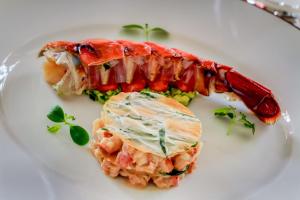 Hotels Le Chateau D'Etoges : photos des chambres