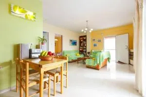 Sun Sea & Views 100m from beach! - 基拉奇尼