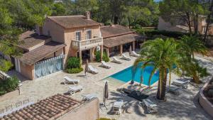 Villas Grande Villa entre Cannes St Tropez : Villa - Vue sur Jardin