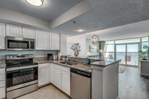 Amazing View Ocean Front Condo on CB 16th floor
