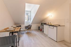 Appartements Le Poete - T2 proche centre ville : photos des chambres