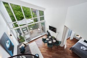 Blueberry Living - Design Loft nahe München - Dachterrasse - S-Bahn