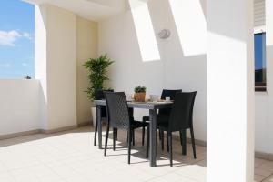 Charlotte Terrace img1