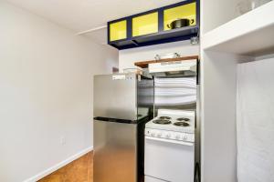 Charming Dtwn Retreat 1 Mi to Ocean Springs Beach