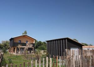 Maisons de vacances Maison bois Les Conches 6/8 Pers : photos des chambres