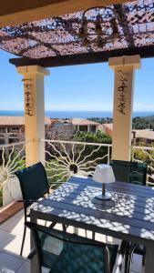 Appartements Vue exceptionnelle sur la mer et le Cap Esterel : photos des chambres