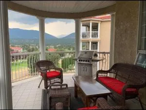 Mountain View Vacation Villa Main Floor Unit, No Stairs - Canal Flats