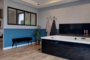 Appartements Jacuzzi spa jardin clim parking wifi Montauban : photos des chambres