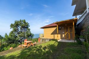 Villa by Mountain Homes- Lansdowne