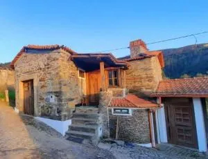 Castelinho - Rio Mau