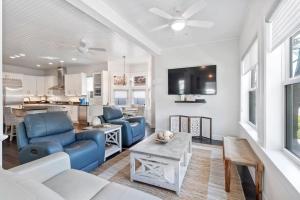 Cobalt Cottage History at your doorstep