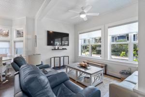 Cobalt Cottage History at your doorstep