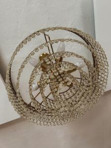 HIŠA VELIKANKA_Giantess