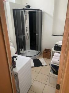 Superbe appartement en résidence avec parking free 2