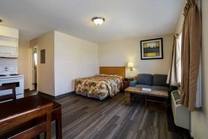 Canadas Best Value Inn Fort St John