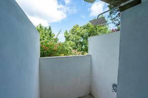 Coyaba 1 Bedroom Unit - Embrace Tranquility in the Hanover Countryside