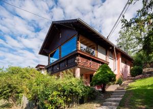 Maisons de vacances Le Grand Nichoir de la Colline - Parking - Wifi : photos des chambres