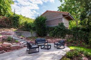 Le Grand Nichoir de la Colline - Parking - Wifi