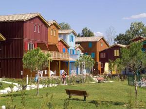 Appartements Apartment with dishwasher near Le Teich : photos des chambres