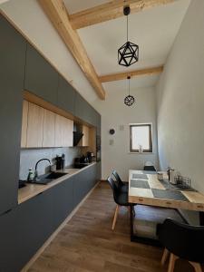 Apartament Noclegi Tokarnia Duża 126