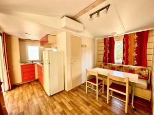 Appartements Bungalow Jacuzzi Sud de France : Appartement 2 Chambres