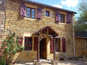 Maisons de vacances Maison en pierre 4/6 personnes 11km de Sarlat Perigord Noir : photos des chambres