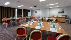 Hotels Holiday Inn Clermont Ferrand Centre, an IHG Hotel : photos des chambres