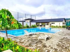 NUEVA Hermosa casa vía Samborondón Coliving Ecuador - Soledad