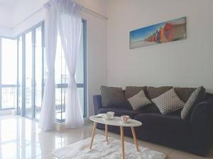 Seaview Sunrise Imago Loft D 3 bedrooms above Imago Shopping Mall