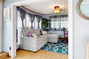 Oyster Drive Bungalow