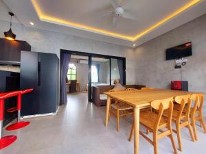 Beautiful Villa Kanaya Canggu Tumbak Bayuh