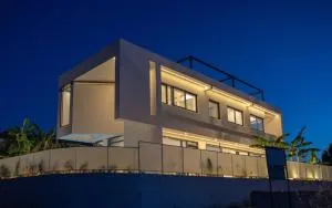 Luxury Villa Glass - 200 meters From The Beach n - Daratso