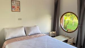 ไร่วิวทิวเขา ลานกางเต็นท์ ฟาร์มสเตย์