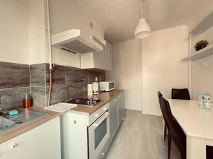 EASY RENT Apartments- Lublin Chopina City Centre One Free Parking