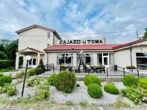 Zajazd U TOMA - 苏莱胡夫