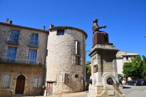 Maisons de vacances LA JOVINE 2 : photos des chambres