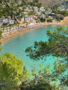 La urbanización cerca del mar