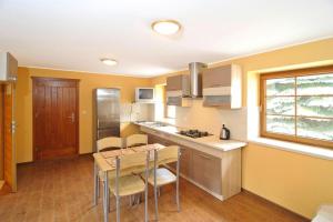 Apartment for two only 20 m from Boruja Lake in Rekowo