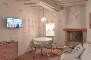 Suite Farnese "La Luisella" - Grazioso appartamento storico adiacente a Palazzo Farnese - 法布里卡－迪罗马