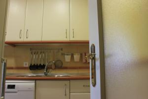 Magnífico Apartamento con jardin y vistas en Novo Sancti Petri
