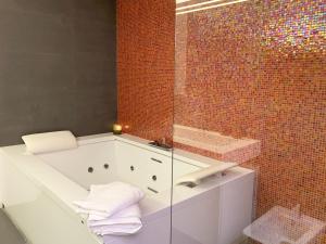 ARCAsuite Tritone Luxury