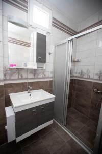 Deluxe King Suite room in Karacan Park Hotel