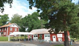 Sparreholm Bed and Breakfast