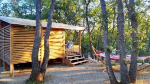 Campings Camping Rives du Lac de Sainte Croix : photos des chambres